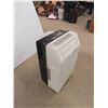 Image 2 : Uberhaus 12000 BTU Interior Air Conditioner