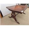 Image 2 : Duncan Phyfe Coffee Table with Leather Inlay 