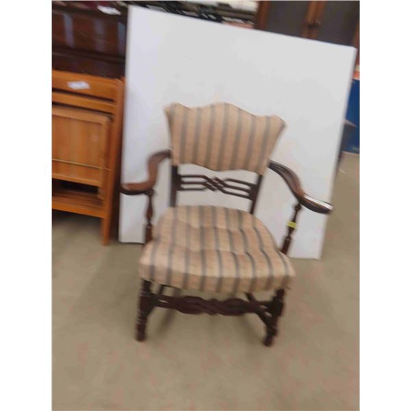 Arm Chair 
