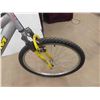 Image 3 : CCM Falcon Variable Speed Pedal Bike 26'' 