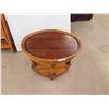 Image 2 : Oval End Table 24'' x 23'' x 30'' 