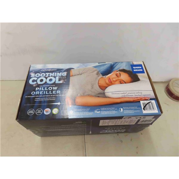 New Novaform Gel Memory Foam Pillow Queen-Sized