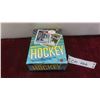 Image 1 : Unopened 1990-91 O-pee-chee Hockey Card Box