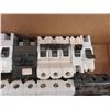 Image 3 : Electrical Breakers 100 , 60 , 40 , 30 & 15 Amp 