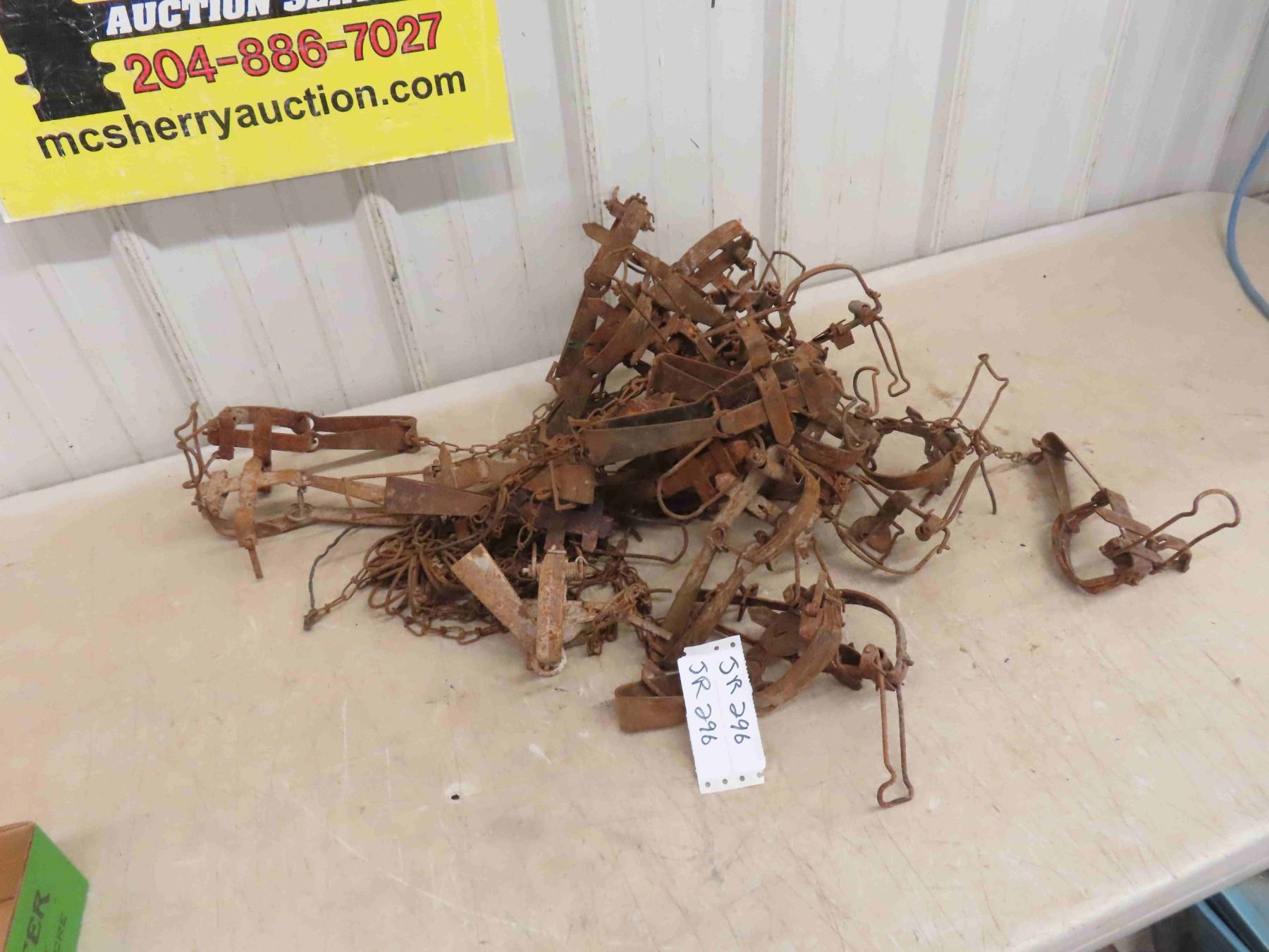 Rusted Spring Trap 25 Leg Hold Traps with Stop Loss Spring