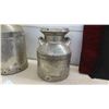 Image 2 : 2 Milk Cans 