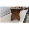 Image 2 : Wood Stool 