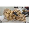 Image 2 : Extension Cord, Trouble Light, Booster Cables 