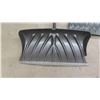 Image 3 : Snow Scoop, 2 Push Shovels 