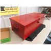 Image 2 : Metal Tool Chest 10'' x 30 1/2'' x 13 1/2'' 