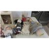 Image 2 : 16 Various Dolls : Wedding Dress, International & Others