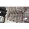 Image 3 : Plaid Pattern Comfy Couch 68'' 