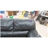 Image 3 : Leather/Leather Style Love Seat 60''
