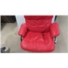 Image 3 : Leather/Leather Style Swivel Reclining Chair 