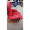 Image 4 : Leather/Leather Style Swivel Reclining Chair 