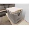 Image 2 : Igloo Kool Mate 40 12V Cooler 17'' x 21'' x 15'' 