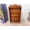 Image 1 : 4 Shelf Wood Book Case 24'' x 10'' x 46'' H 