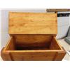 Image 3 : Storage Bench 26'' x 15'' x 23'' H 