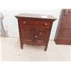Image 1 : Antique Wood Wash Stand 26'' x 17'' x 29'' H 