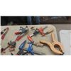 Image 2 : 22 Clamps : Spring , Wood, Quick Clamp 