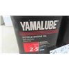 Image 2 : Yamalube Snowmobile Oil 1 Sealed & 1 1/2 Jug 