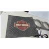 Image 7 : 3 Harley Floor Mats , 2 Lift Rams 