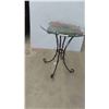 Image 5 : Wrought Iron Stand with Glass 19 1/2'' x 22'' x 22'' 