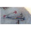 Image 2 : 7 Hand Yard Tools : Rake, Scuffler, Edger, Weed Picker & More 