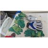 Image 2 : 18 Pairs of New Gloves - Ninja Stretch , Rubber 