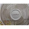 Image 2 : Lasko Oscilating Floor Fan - Works 