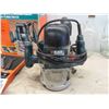 Image 2 : Black and Decker 1 3/4 HP Plunge Router and Bits