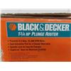 Image 3 : Black and Decker 1 3/4 HP Plunge Router and Bits