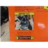 Image 6 : Black and Decker 1 3/4 HP Plunge Router and Bits