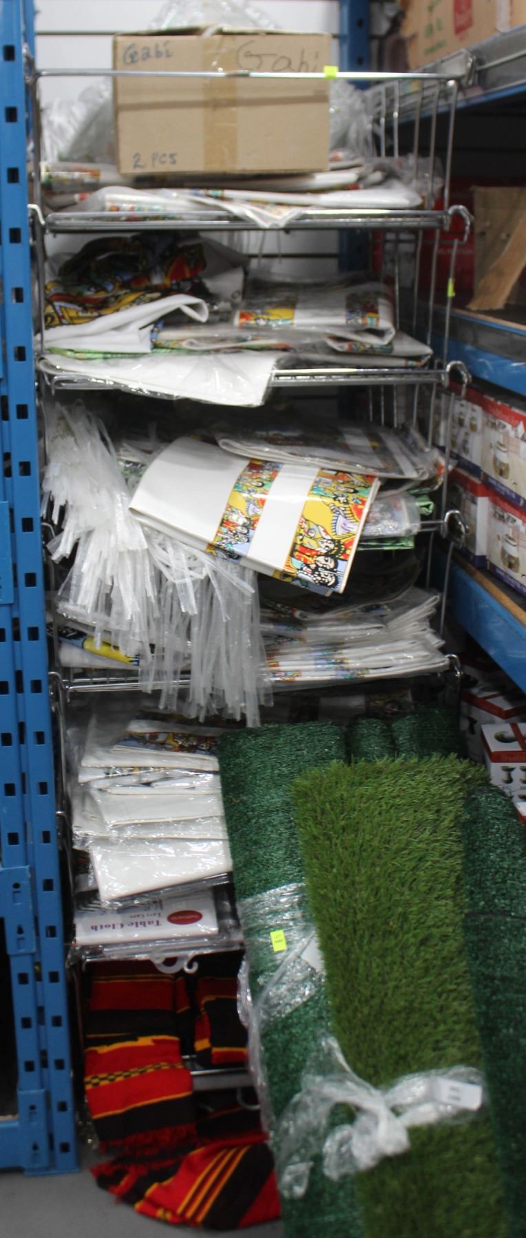 7 TIER WIRE RACKING WITH CONTENTS