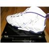Image 1 : Autographed Shaq Shoe in case