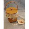 Image 1 : Longaberger 2001 Mothers Day Basket