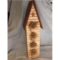 Wood bird house w/Texas Star