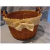 Image 1 : Longaberger basket