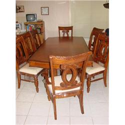 Double pedistal dining table w/8 chairs