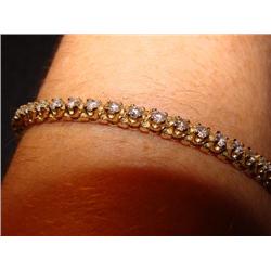 Diamond bracelet in 14 kt gold
