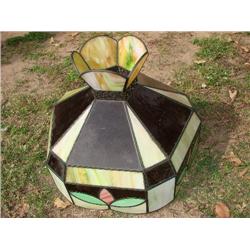 Stained glass lamp shade