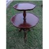 Image 1 : 2 tier wood table