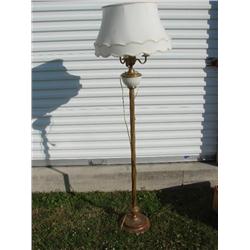 Antique floor lamp w/shade