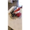Image 2 : MILWAUKEE SKILSAW WORKING