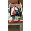 Image 2 : 2 TRAYS OF ELECTRONICS AND SPEED SOCKET HANDLES