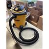 Image 2 : DEWALT SHOP VAC