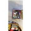 Image 2 : CONTAINER OF LIGHTERS AND PARTS