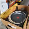 Image 2 : 2 BOXES OF APPLIENCES AND COOKWARE