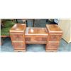 Image 1 : VINTAGE VANITY DESK
