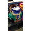 Image 1 : PORCELAIN ELEPHANT PLANT STAND